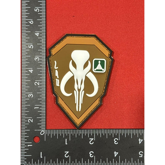 SKULL White/Tan Patch HOOK & LOOP Backing